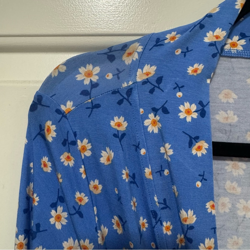 NWT Posh Peanut Robe Aqua Floral Blue Floral Size S/M - Picture 7 of 10